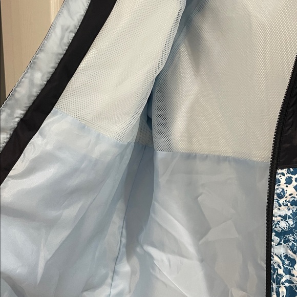 The north face Antora rain hooded jacket - Picture 7 of 8